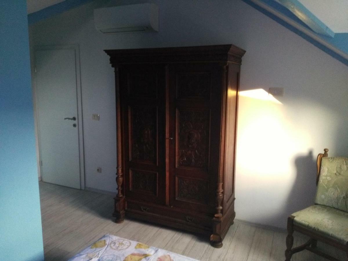 Apartment Buga สลาทิเน ภายนอก รูปภาพ